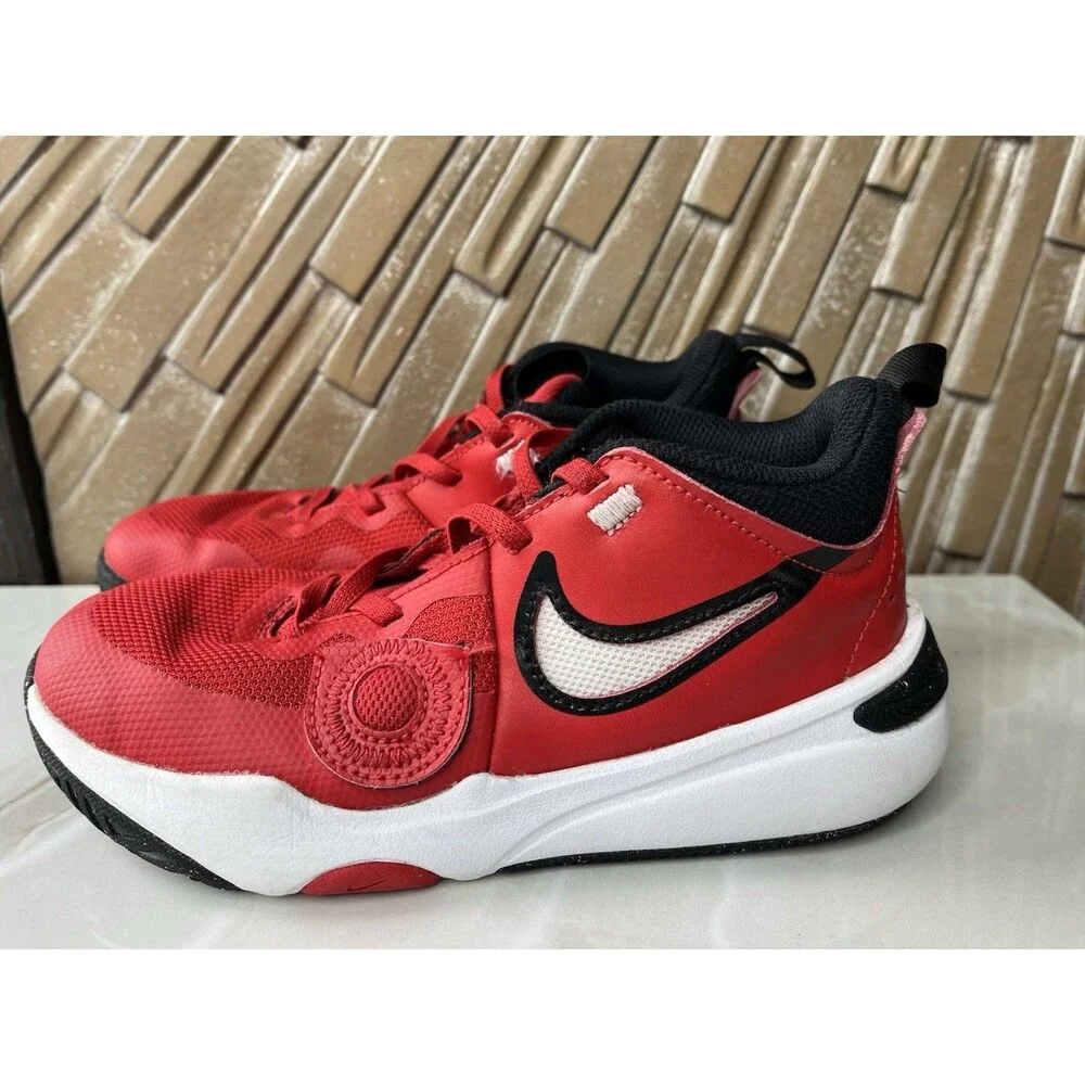 Nike Team Hustle D 11 (GS) Basketball Shoes Red Sneakers Youth 2 Y Big Kids Boys